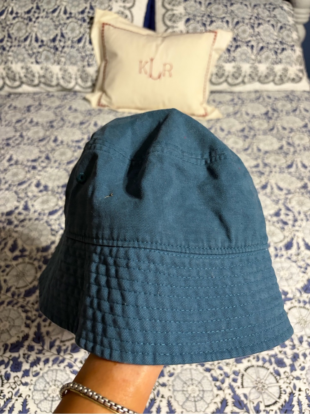 EUC Goodfellow Teal Blue Quilted Cotton Bucket Hat